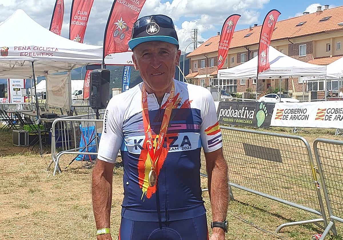 Javier Puente, campeón de España de mountain bike en máster 60
